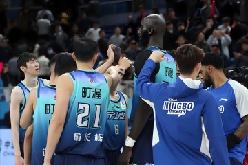 william网页版-廖三宁16+5无缘季后赛，徐昕进季后赛战老东家，贺希宁29分